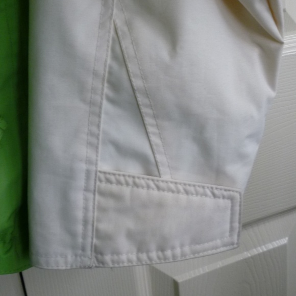 Bombshell Sportswear Snow/Jacket (MORE PICTURES) - Picture 5 of 8